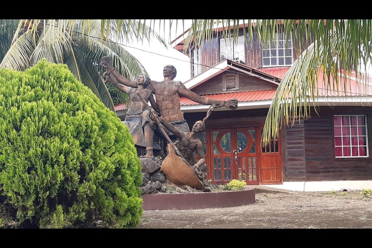 Monumento y arquitectura de Big Corn Island