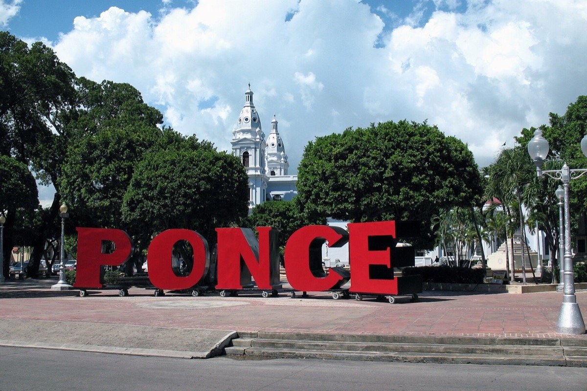 Plaza del centro histórico de Ponce
